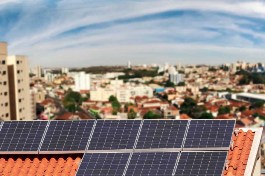 Telhado com energia solar